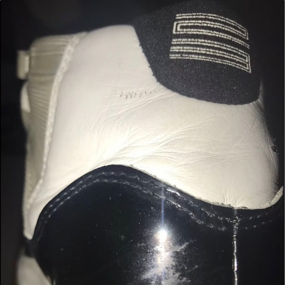 Authentic Jordan 11 Retro Concord 2000 Size 9.5 - Picture 7 of 8